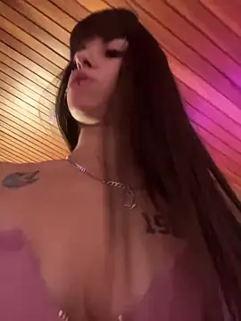 Snapshot of VioletaSubmissive chatting on March 16, 2025, 10:31 pm VioletaSubmissive online show from March 16, 2025, 10:31 pm