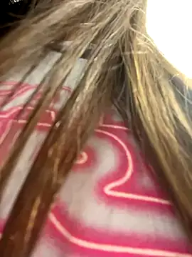 Snapshot of VioletaSubmissive chatting on September 28, 2025, 8:14 pm VioletaSubmissive online show from September 28, 2025, 8:14 pm