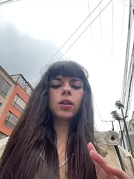 Snapshot of VioletaSubmissive chatting on February 15, 2026, 6:04 pm VioletaSubmissive online show from February 15, 2026, 6:04 pm