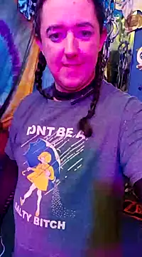 Snapshot of Boo-boo_kittyfux chatting on February 13, 2025, 8:38 am Boo-boo kittyfux online show from February 13, 2025, 8:38 am