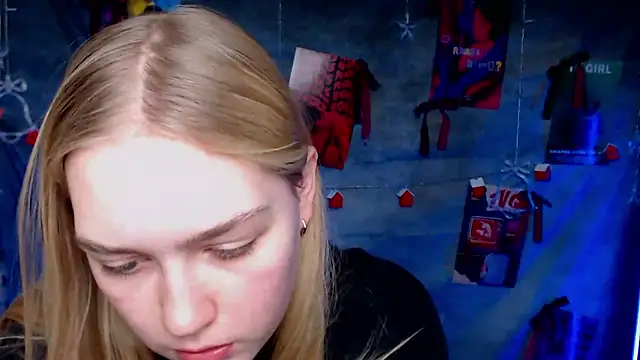 Snapshot of MademoiselleCl chatting on January 8, 2026, 1:13 pm MademoiselleCl online show from January 8, 2026, 1:13 pm