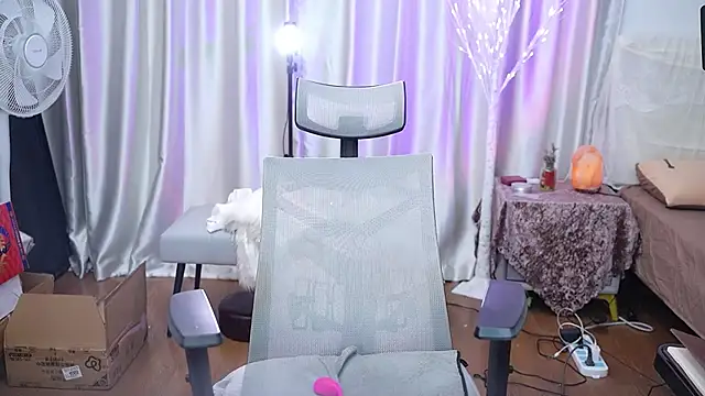 nono babyy online show from February 6, 2026, 1:43 am