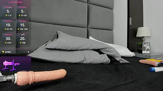 Lizz Luna online show from February 1, 2025, 2:02 pm