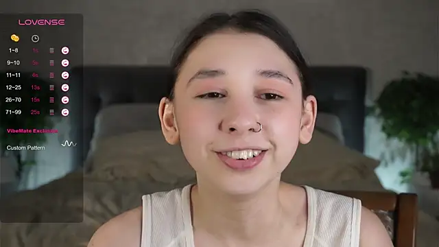 AislyEmbury online show from February 5, 2025, 1:26 am