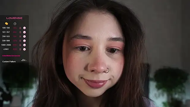 AislyEmbury online show from February 19, 2025, 7:38 pm