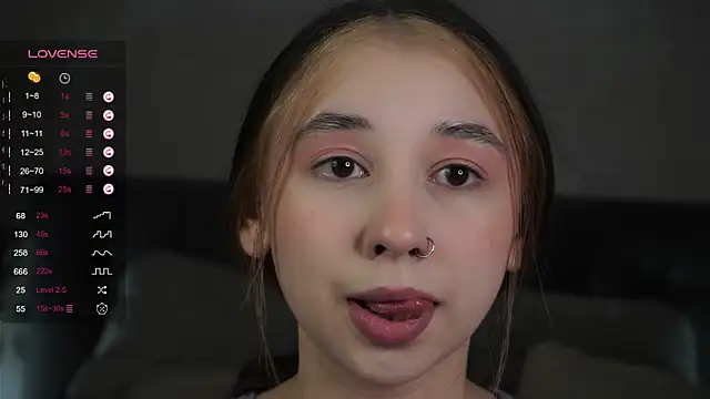 AislyEmbury online show from February 26, 2025, 7:27 pm