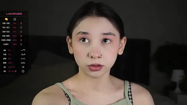 AislyEmbury online show from March 2, 2025, 7:23 pm