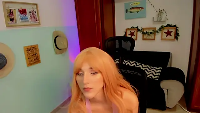 Dakota Faning online show from December 9, 2024, 1:45 pm