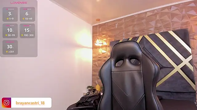 Snapshot of Ian_Castillo_ chatting on January 11, 2026, 1:27 pm Ian Castillo online show from January 11, 2026, 1:27 pm