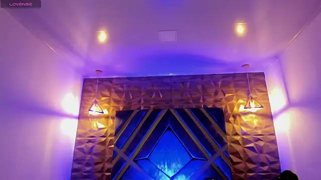 Snapshot of Ian_Castillo_ chatting on February 9, 2026, 11:25 am Ian Castillo online show from February 9, 2026, 11:25 am