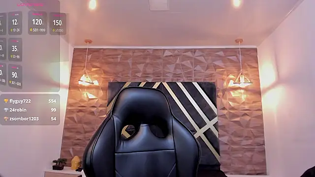 Snapshot of Ian_Castillo_ chatting on February 19, 2026, 11:28 am Ian Castillo online show from February 19, 2026, 11:28 am