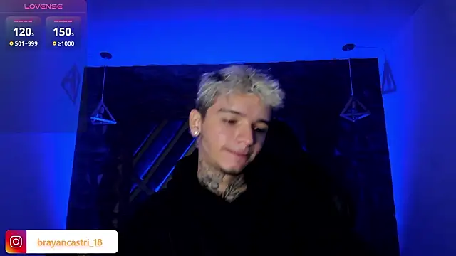 Snapshot of Ian_Castillo_ chatting on March 4, 2026, 11:27 am Ian Castillo online show from March 4, 2026, 11:27 am