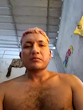 Snapshot of BingedHearts chatting on February 5, 2026, 6:12 pm BingedHearts online show from February 5, 2026, 6:12 pm