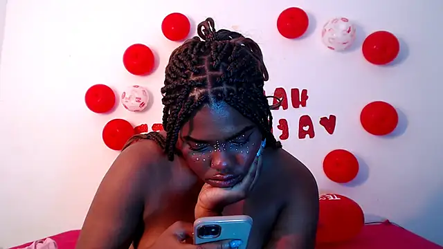 Snapshot of Stacyhunterxxx chatting on February 15, 2026, 7:51 am Stacyhunterxxx online show from February 15, 2026, 7:51 am