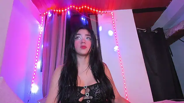 Oliviaa Evans online show from July 12, 2026, 5:59 pm