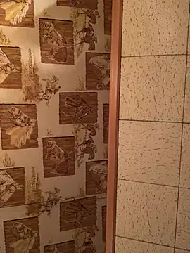 Snapshot of Tonybaloney1972 chatting on January 18, 2026, 12:03 am Tonybaloney1972 online show from January 18, 2026, 12:03 am