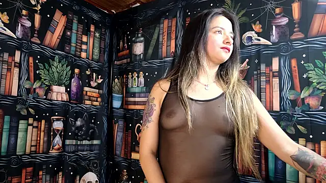 Snapshot of julietta___jackson chatting on March 24, 2026, 5:40 pm julietta jackson online show from March 24, 2026, 5:40 pm