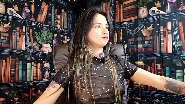 Snapshot of julietta___jackson chatting on March 26, 2026, 8:47 pm julietta jackson online show from March 26, 2026, 8:47 pm