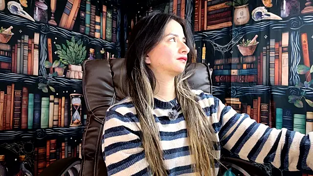 Snapshot of julietta___jackson chatting on March 28, 2026, 8:52 pm julietta jackson online show from March 28, 2026, 8:52 pm