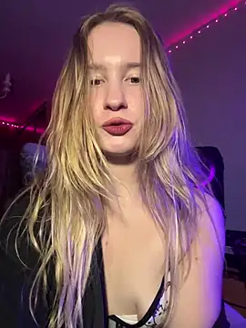 saint cat25 online show from November 17, 2025, 8:03 pm