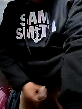 rayhot69 online show from December 30, 2024, 4:08 pm