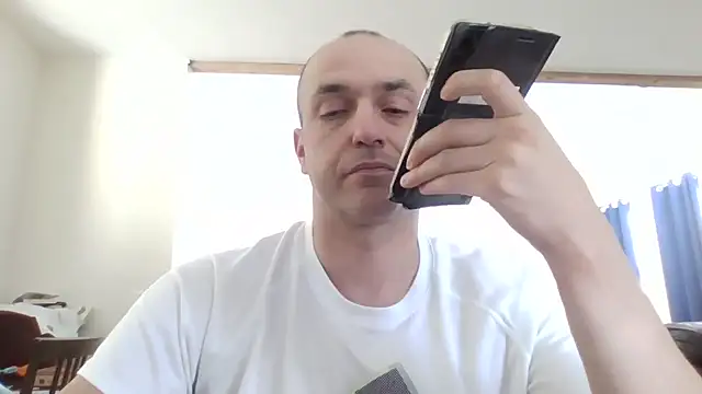 Snapshot of joshuagpratt chatting on January 4, 2025, 2:14 am joshuagpratt online show from January 4, 2025, 2:14 am