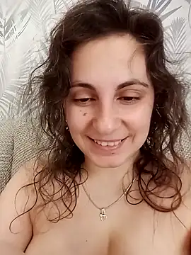 ShelaDiass online show from December 18, 2025, 7:14 am