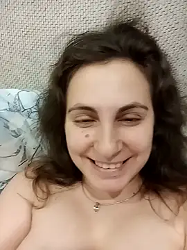 Snapshot of ShelaDiass chatting on December 19, 2025, 4:03 pm ShelaDiass online show from December 19, 2025, 4:03 pm