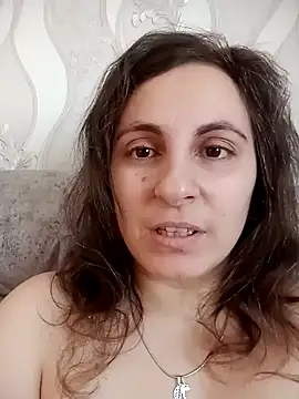 Snapshot of ShelaDiass chatting on January 16, 2026, 5:11 am ShelaDiass online show from January 16, 2026, 5:11 am