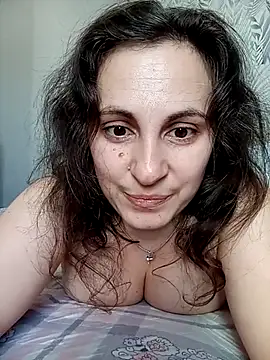 Snapshot of ShelaDiass chatting on February 5, 2026, 5:23 am ShelaDiass online show from February 5, 2026, 5:23 am