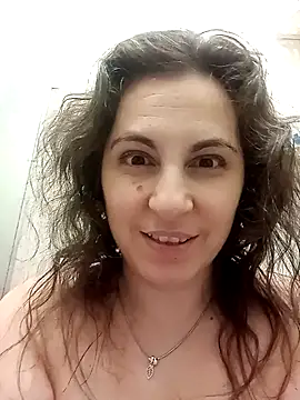 Snapshot of ShelaDiass chatting on February 7, 2026, 12:53 pm ShelaDiass online show from February 7, 2026, 12:53 pm