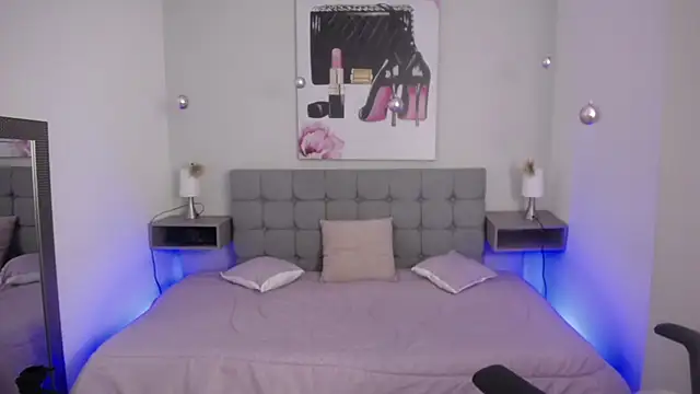 Snapshot of Violetta_Suky chatting on January 11, 2025, 1:43 pm Violetta Suky online show from January 11, 2025, 1:43 pm