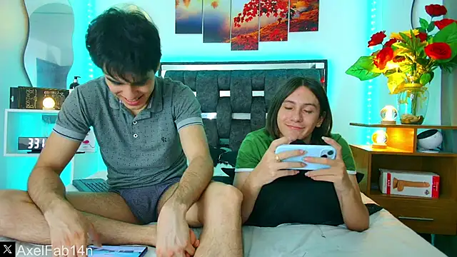 Alex and Fabian online show from February 23, 2025, 10:20 pm