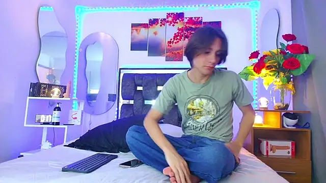 Alex and Fabian online show from March 22, 2025, 6:36 pm