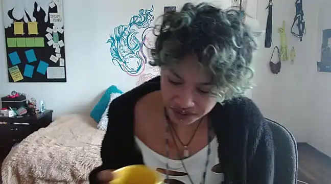 Snapshot of fenixmfx19 chatting on January 9, 2025, 3:12 pm fenixmfx19 online show from January 9, 2025, 3:12 pm