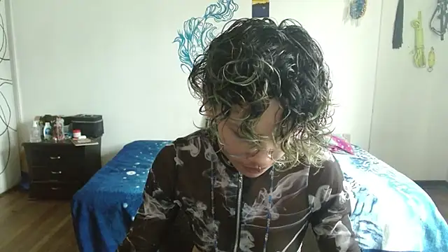 Snapshot of fenixmfx19 chatting on March 4, 2025, 8:38 pm fenixmfx19 online show from March 4, 2025, 8:38 pm