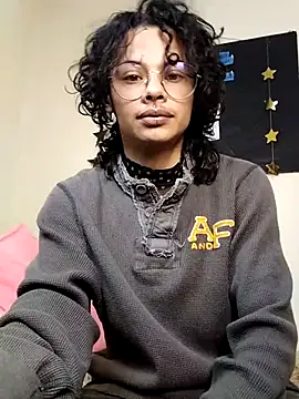 Snapshot of fenixmfx19 chatting on February 12, 2026, 1:11 am fenixmfx19 online show from February 12, 2026, 1:11 am