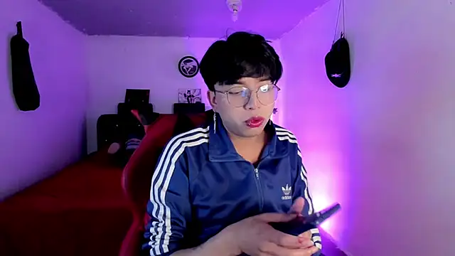 Snapshot of AnggelONfiree chatting on January 7, 2026, 2:47 am AnggelONfiree online show from January 7, 2026, 2:47 am