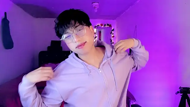 Snapshot of AnggelONfiree chatting on January 19, 2026, 3:21 am AnggelONfiree online show from January 19, 2026, 3:21 am