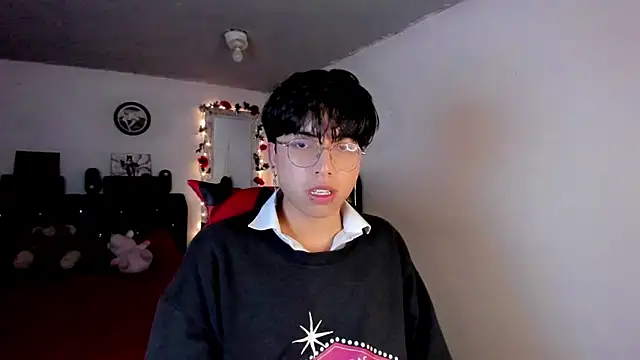 Snapshot of AnggelONfiree chatting on February 3, 2026, 2:53 am AnggelONfiree online show from February 3, 2026, 2:53 am