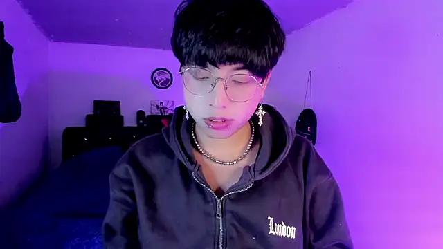 Snapshot of AnggelONfiree chatting on February 11, 2026, 3:44 am AnggelONfiree online show from February 11, 2026, 3:44 am