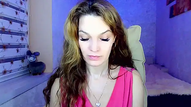 impossibleluna online show from October 11, 2025, 5:33 pm