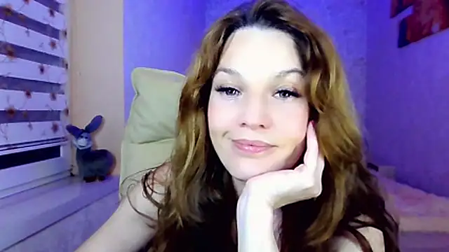 impossibleluna online show from May 26, 2026, 8:38 pm