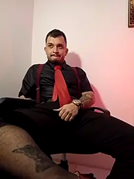 Snapshot of tony_landri chatting on February 19, 2026, 4:19 am tony landri online show from February 19, 2026, 4:19 am