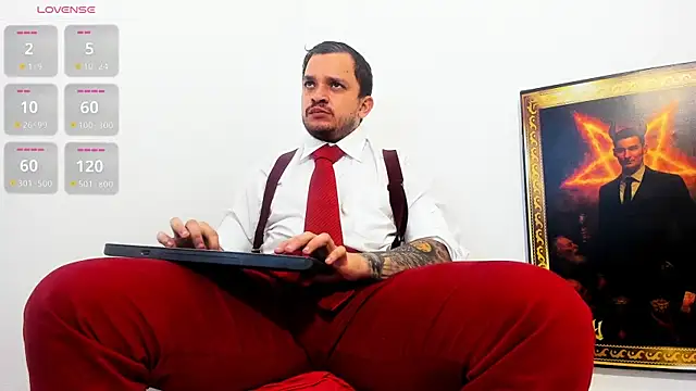Snapshot of tony_landri chatting on April 4, 2026, 8:17 pm tony landri online show from April 4, 2026, 8:17 pm