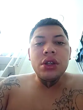 Snapshot of HotBoyJB2000 chatting on February 3, 2025, 2:45 pm HotBoyJB2000 online show from February 3, 2025, 2:45 pm