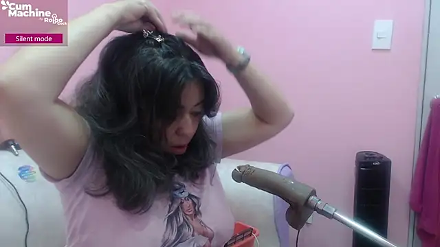 Snapshot of Drool_Sucker chatting on September 13, 2025, 12:05 pm Drool Sucker online show from September 13, 2025, 12:05 pm