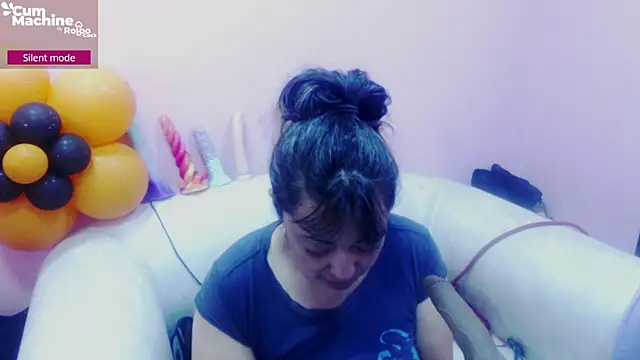 Snapshot of Drool_Sucker chatting on November 4, 2025, 12:26 pm Drool Sucker online show from November 4, 2025, 12:26 pm