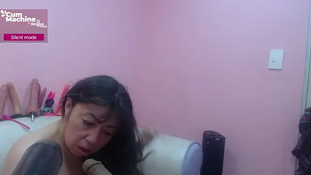 Snapshot of Drool_Sucker chatting on November 24, 2025, 12:38 pm Drool Sucker online show from November 24, 2025, 12:38 pm