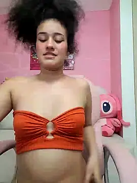 Snapshot of TwerkingAss chatting on December 13, 2024, 9:24 am TwerkingAss online show from December 13, 2024, 9:24 am